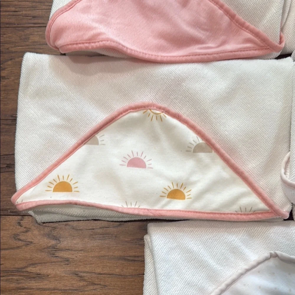 ChickPea Pink and White Baby Hooded Towels set of 5